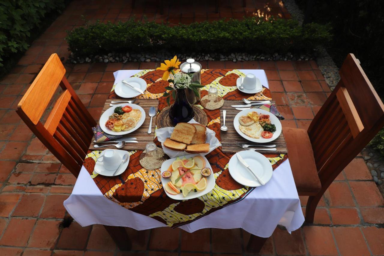 Nkuringo Bwindi Gorilla Lodge Ngoại thất bức ảnh